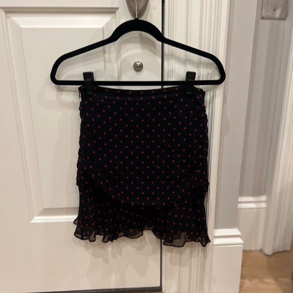 Veronica Beard “Millie” Ruched Dot Print Silk Georgette Mini Skirt, Size 2 - Picture 3 of 4
